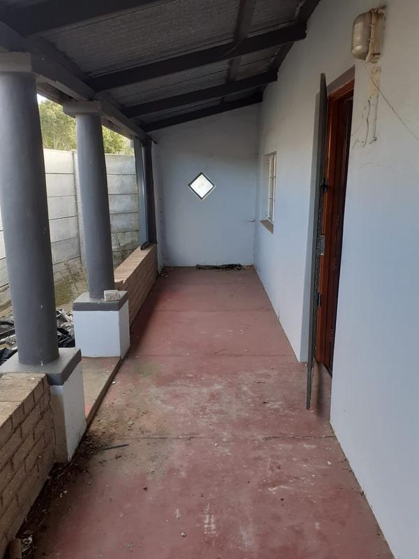 2 Bedroom Property for Sale in Albertinia Western Cape